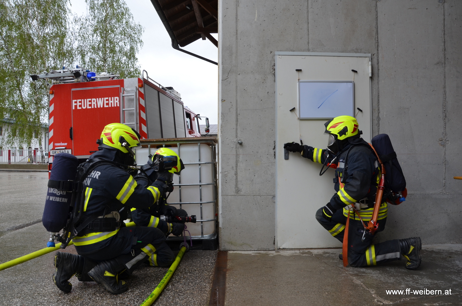Elf neue Atemschutzträger und 20 Atemschutzleistungsabzeichen für die Feuerwehr Weibern!